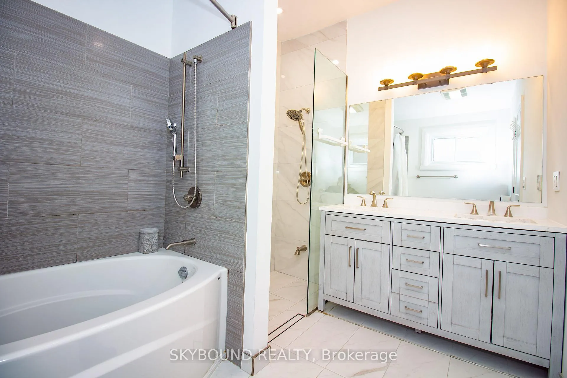 Photo 11 of 5127 Cherryhill Crescent, Burlington, Appleby — HOMEH