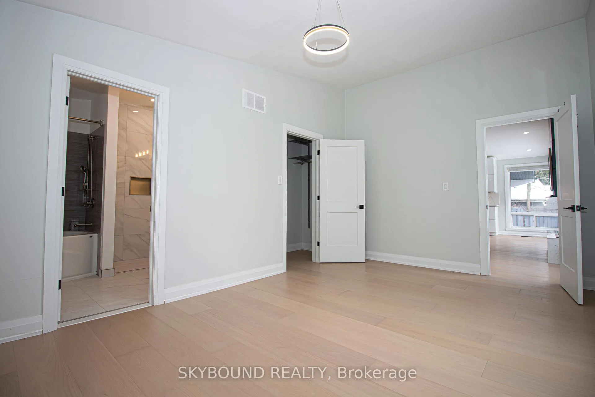 Photo 12 of 5127 Cherryhill Crescent, Burlington, Appleby — HOMEH