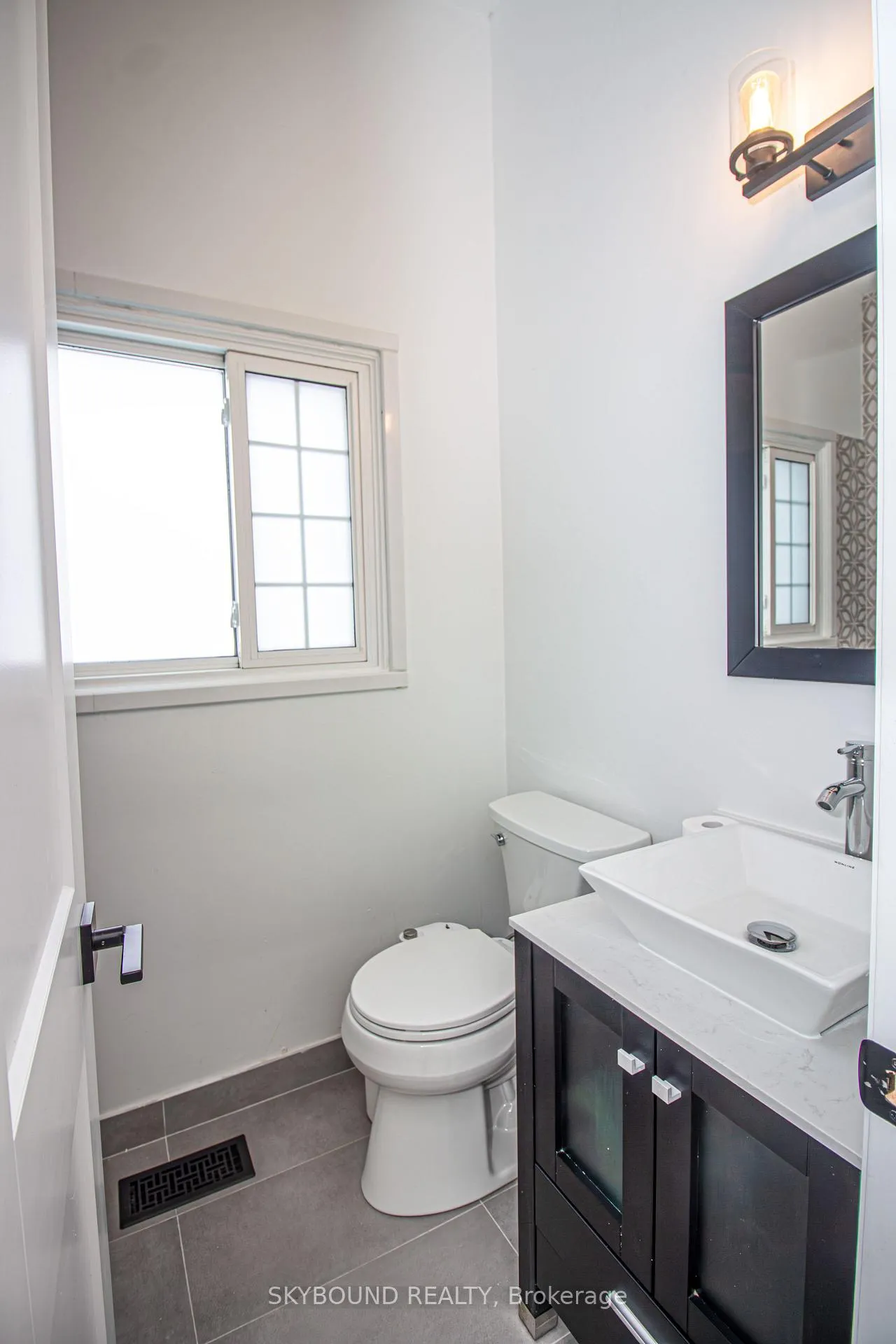 Photo 14 of 5127 Cherryhill Crescent, Burlington, Appleby — HOMEH