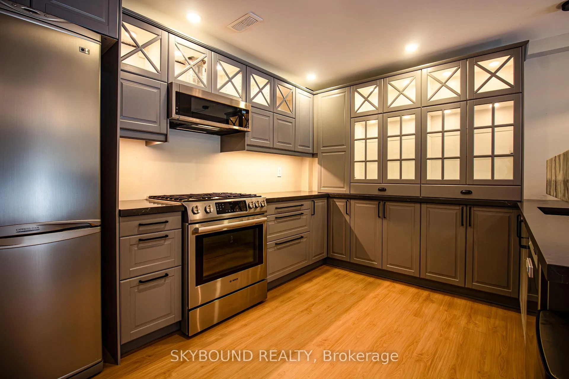 Photo 16 of 5127 Cherryhill Crescent, Burlington, Appleby — HOMEH