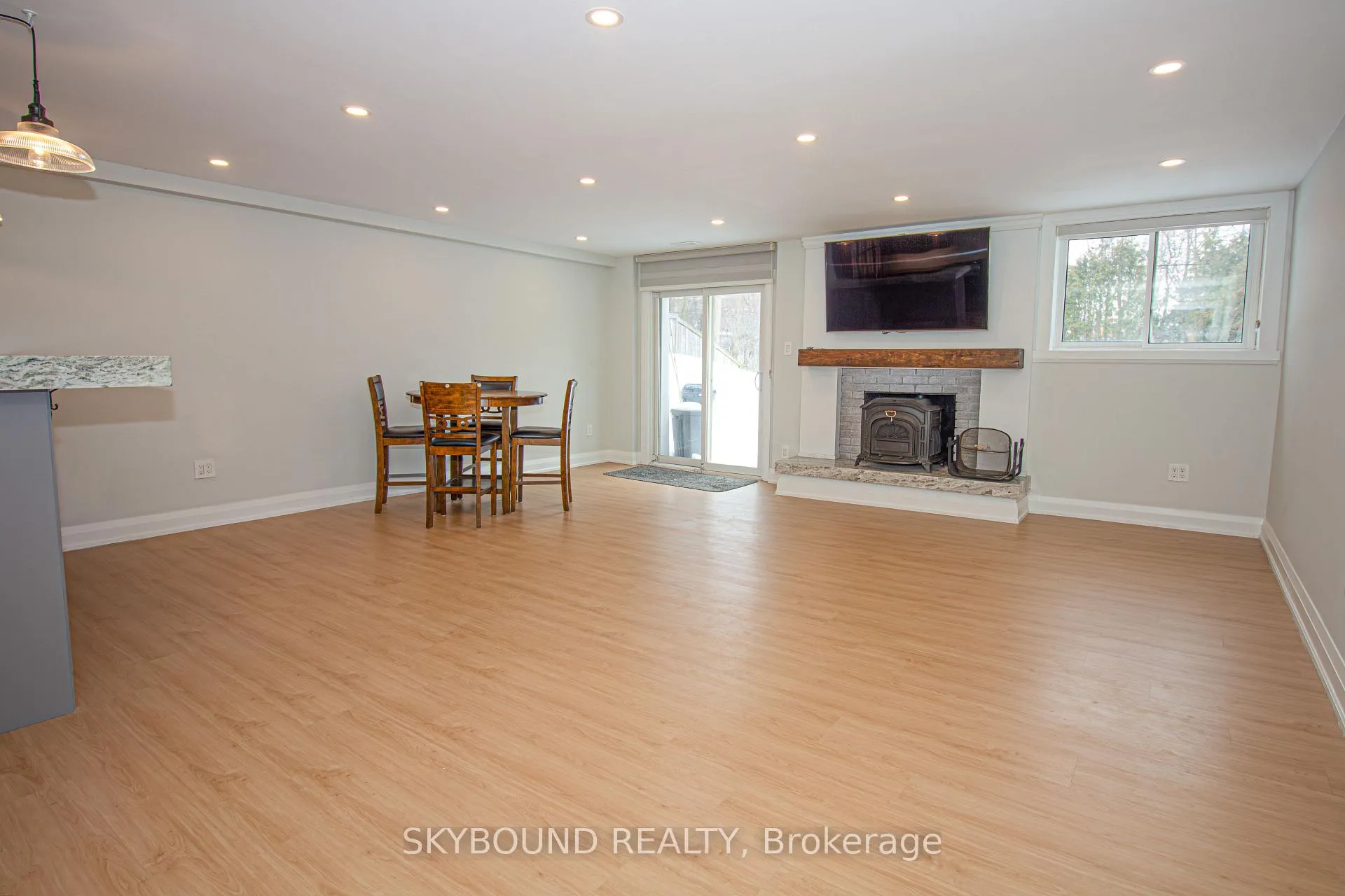 Photo 19 of 5127 Cherryhill Crescent, Burlington, Appleby — HOMEH