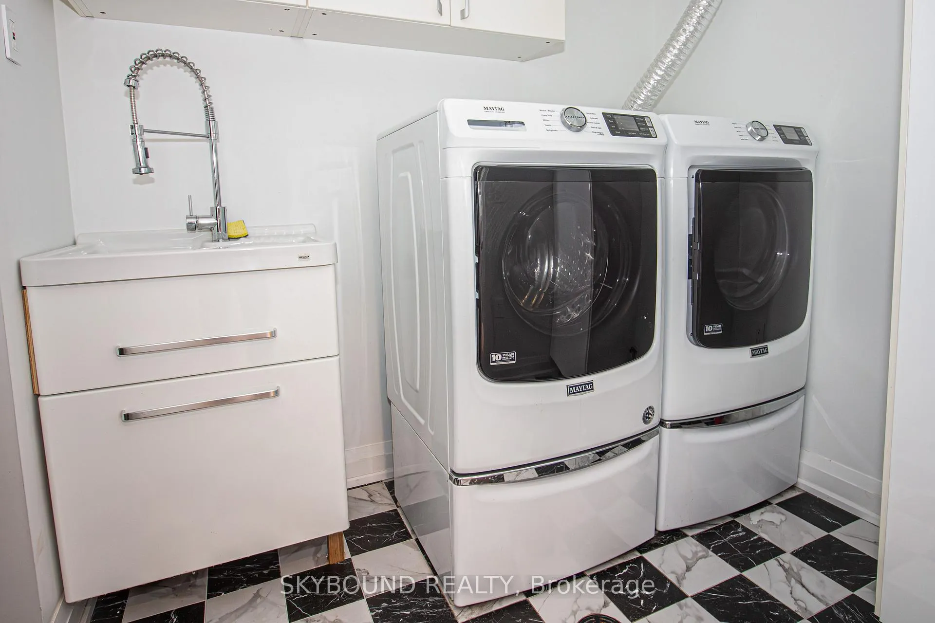 Photo 20 of 5127 Cherryhill Crescent, Burlington, Appleby — HOMEH