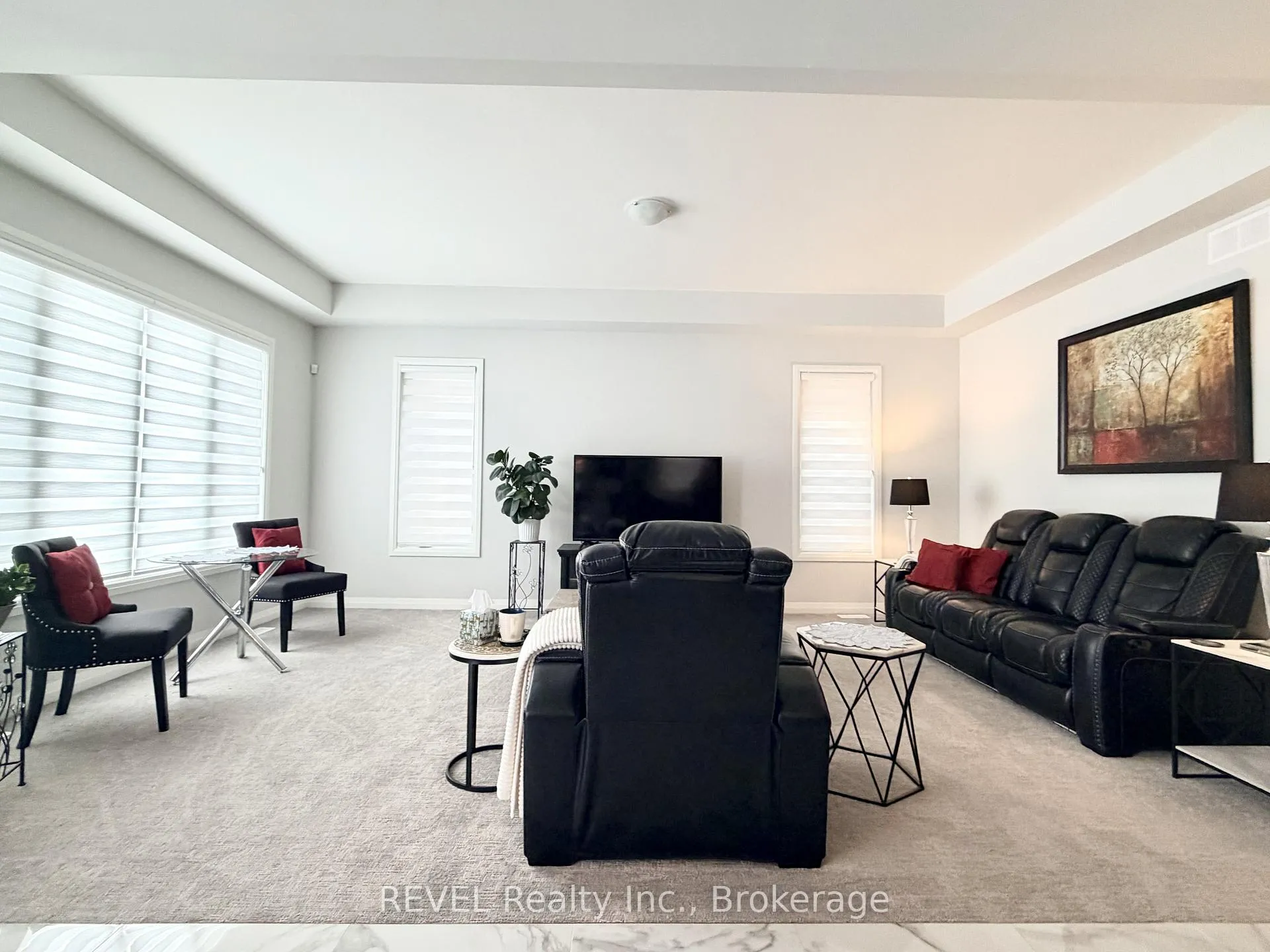 Photo 6 of Unit UPPER, 7356 Majestic Trail, Niagara Falls, Brown — HOMEH