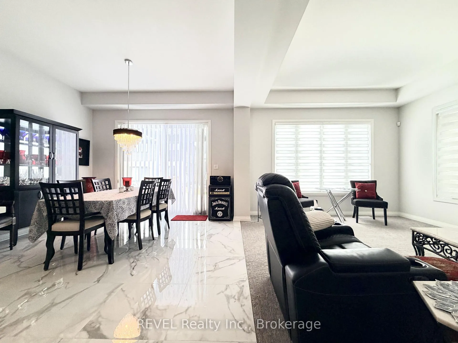 Photo 7 of Unit UPPER, 7356 Majestic Trail, Niagara Falls, Brown — HOMEH