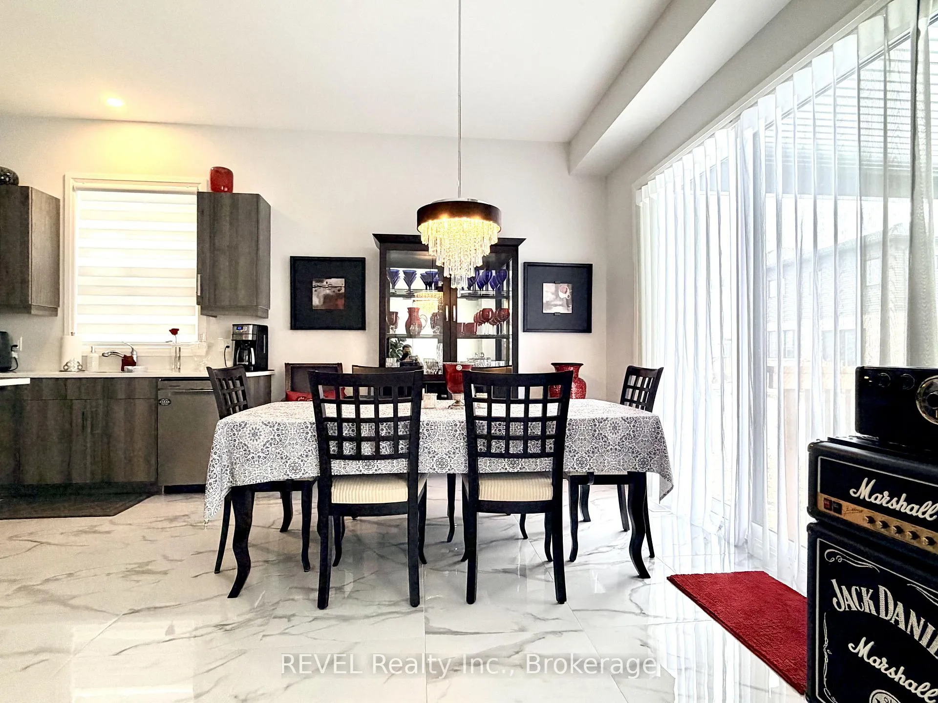 Photo 8 of Unit UPPER, 7356 Majestic Trail, Niagara Falls, Brown — HOMEH