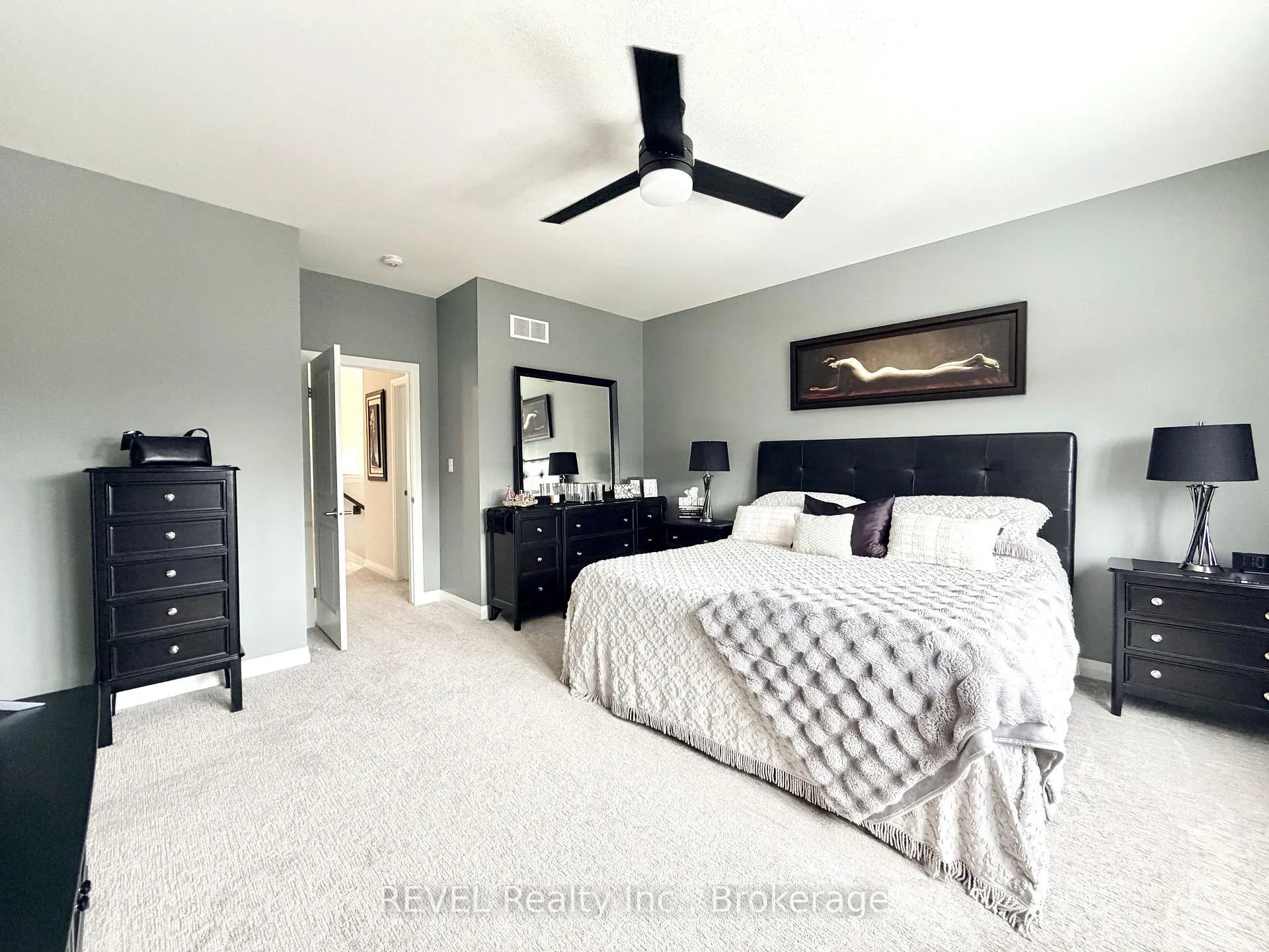 Photo 15 of Unit UPPER, 7356 Majestic Trail, Niagara Falls, Brown — HOMEH