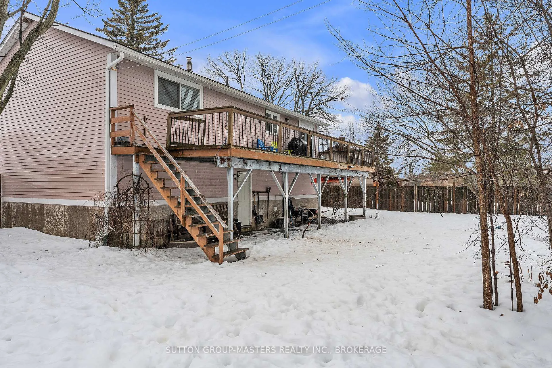 Photo 17 of 156 Pruyn Crescent, Loyalist, Bath — HOMEH