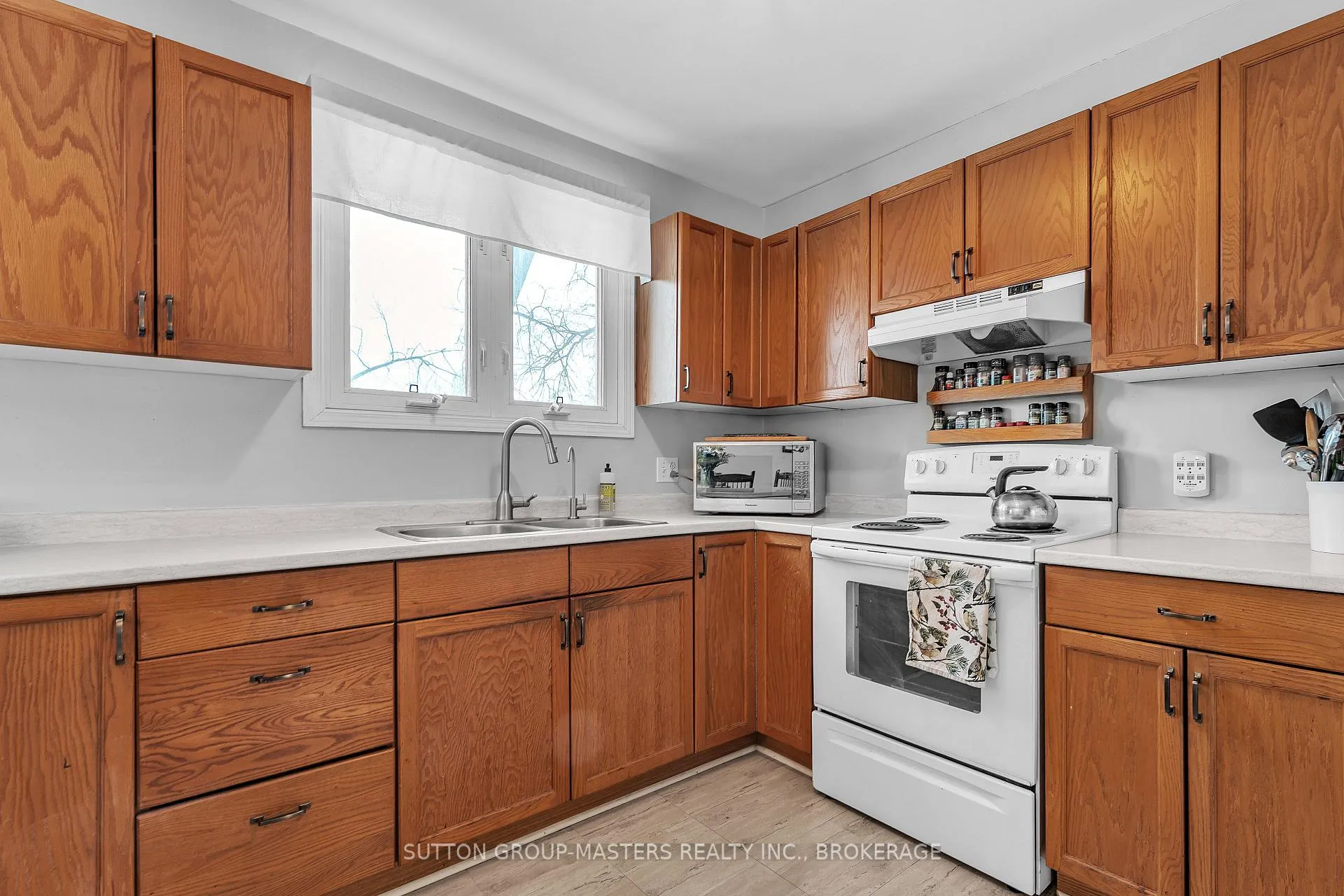 Photo 31 of 156 Pruyn Crescent, Loyalist, Bath — HOMEH