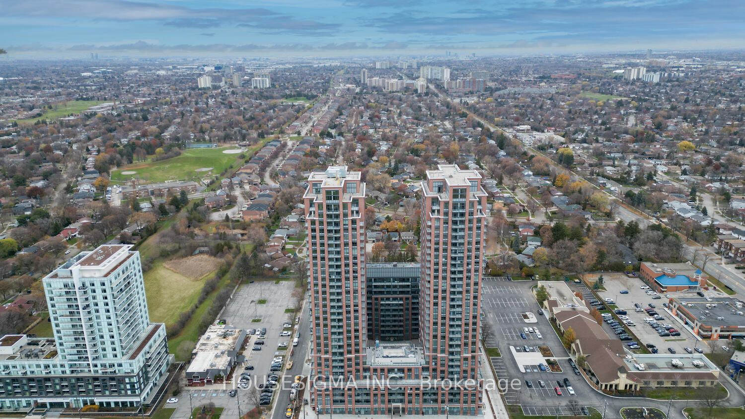 Front of Unit 304, 3260 Sheppard Avenue E