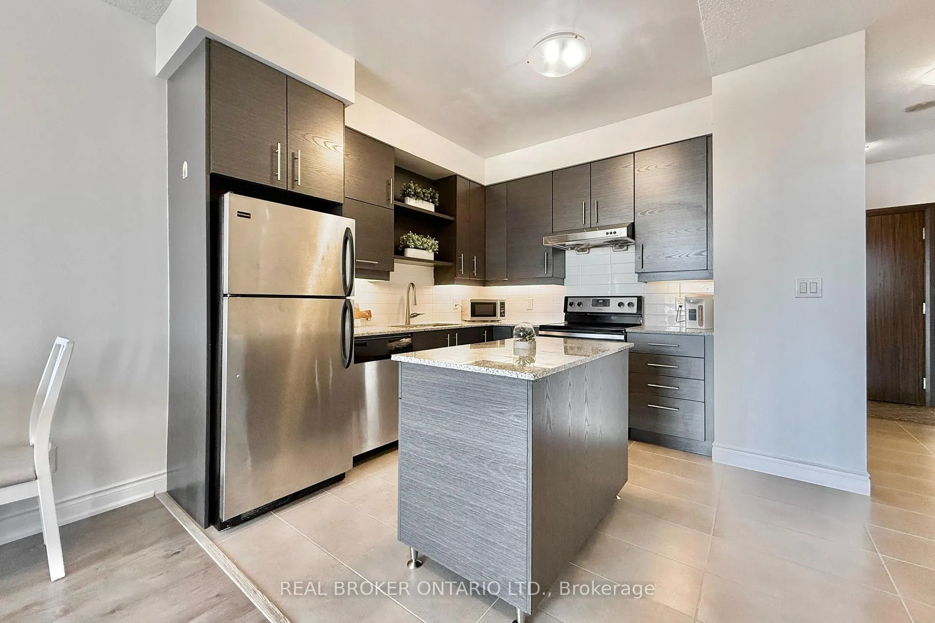 Photo 5 of Unit 1018, 325 South Park Road, Markham, Commerce Valley — HOMEH