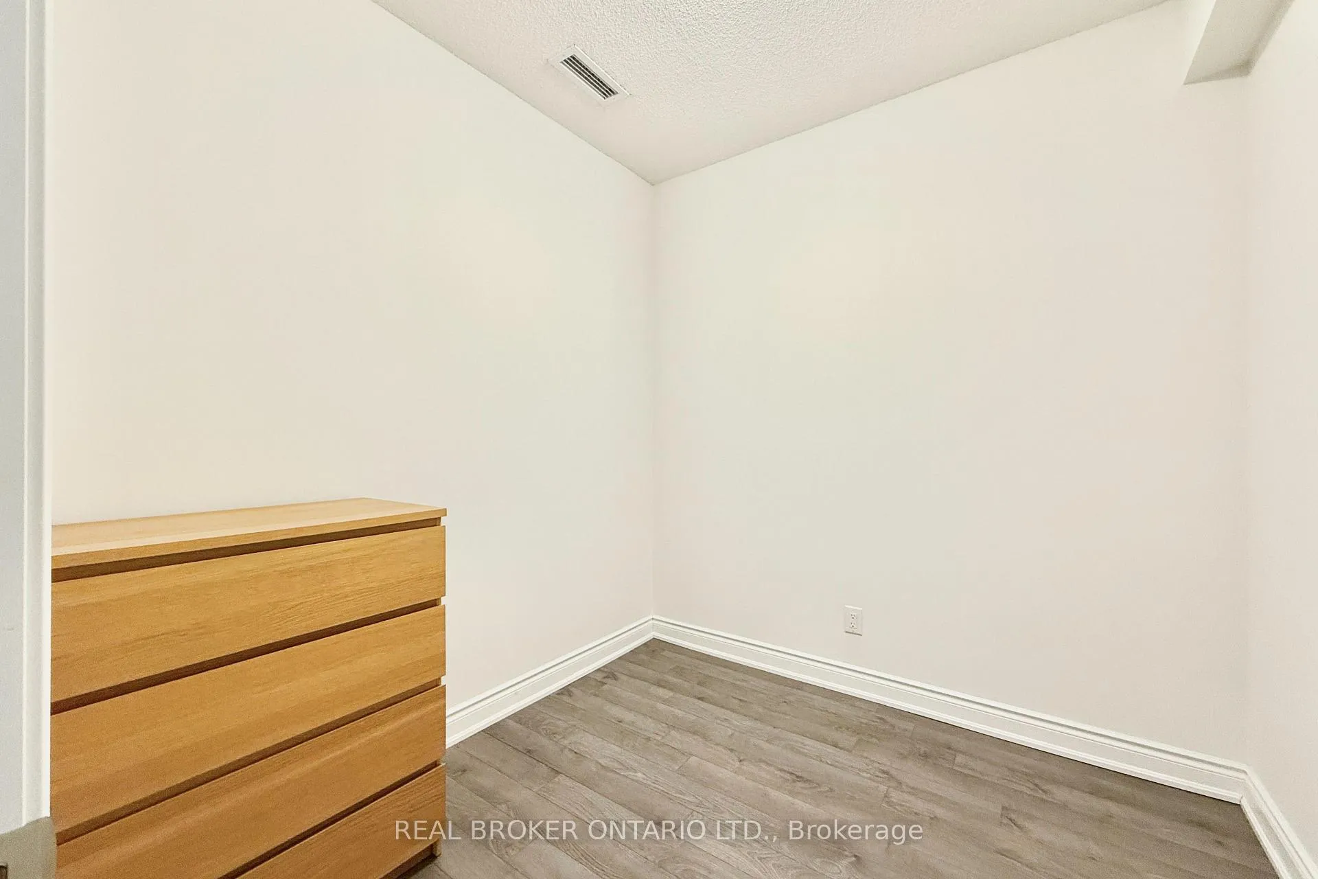 Photo 23 of Unit 1018, 325 South Park Road, Markham, Commerce Valley — HOMEH