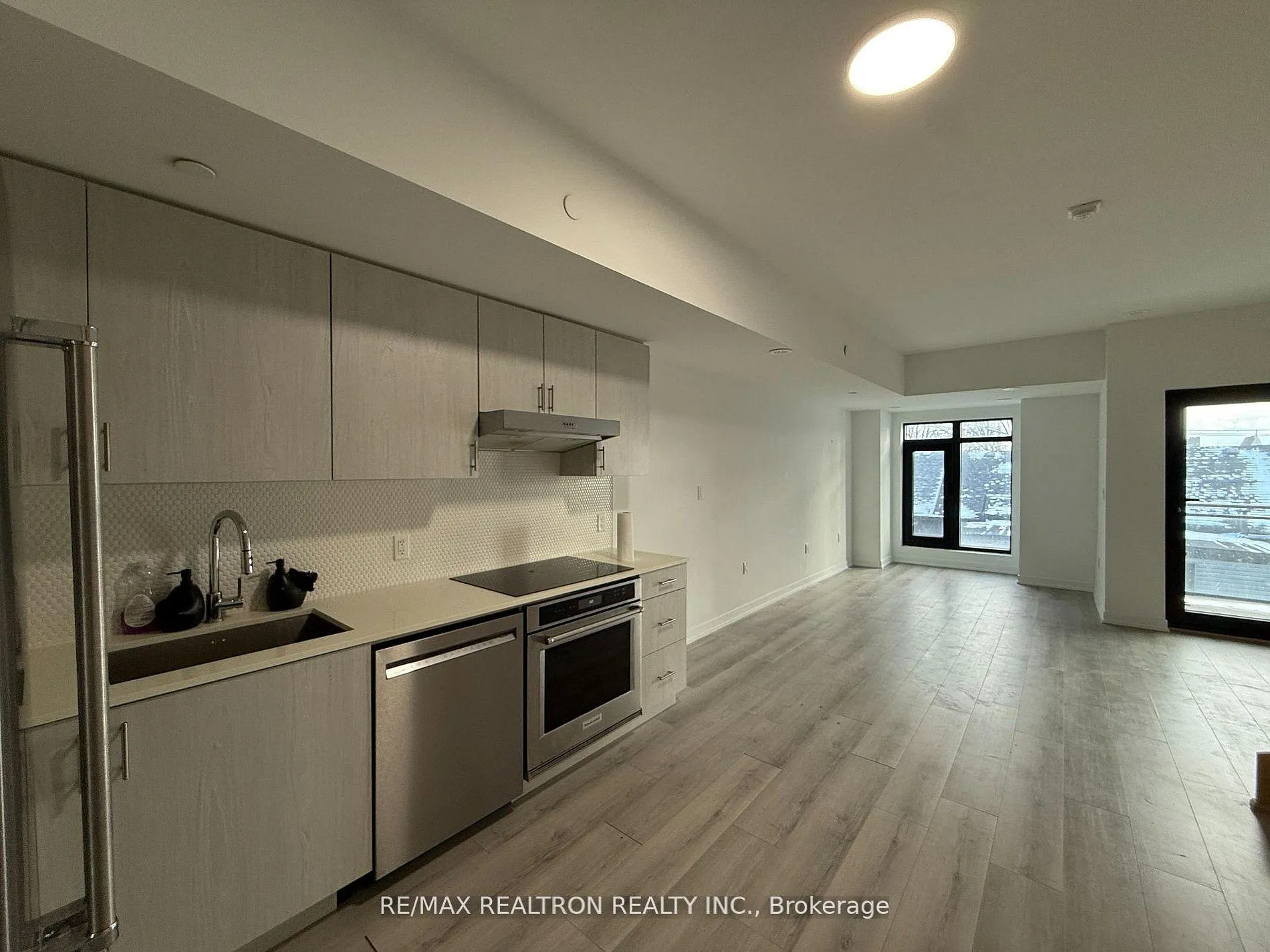 Photo 3 of Unit 312, 485 Logan Avenue, Toronto, South Riverdale — HOMEH