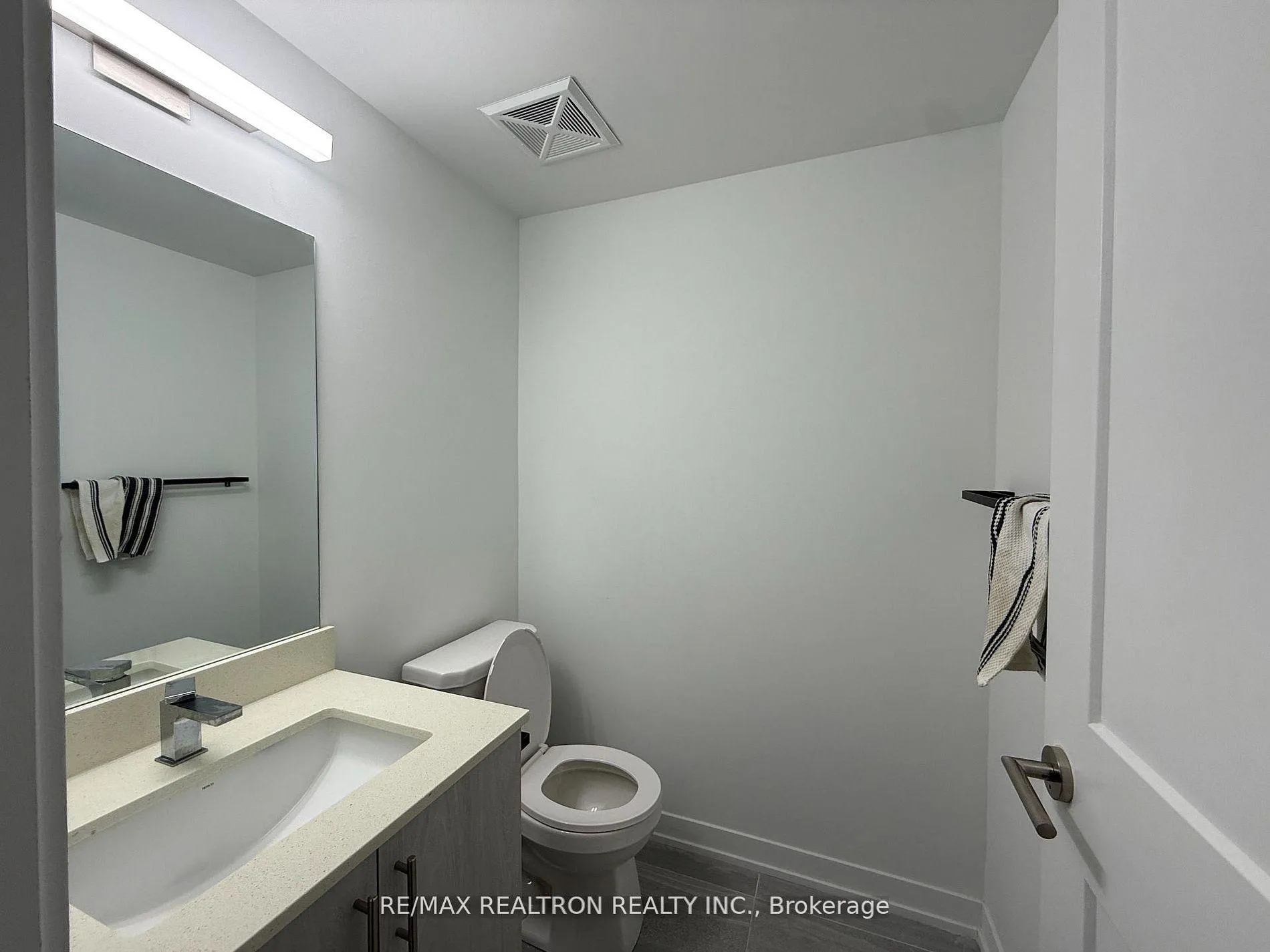 Photo 8 of Unit 312, 485 Logan Avenue, Toronto, South Riverdale — HOMEH