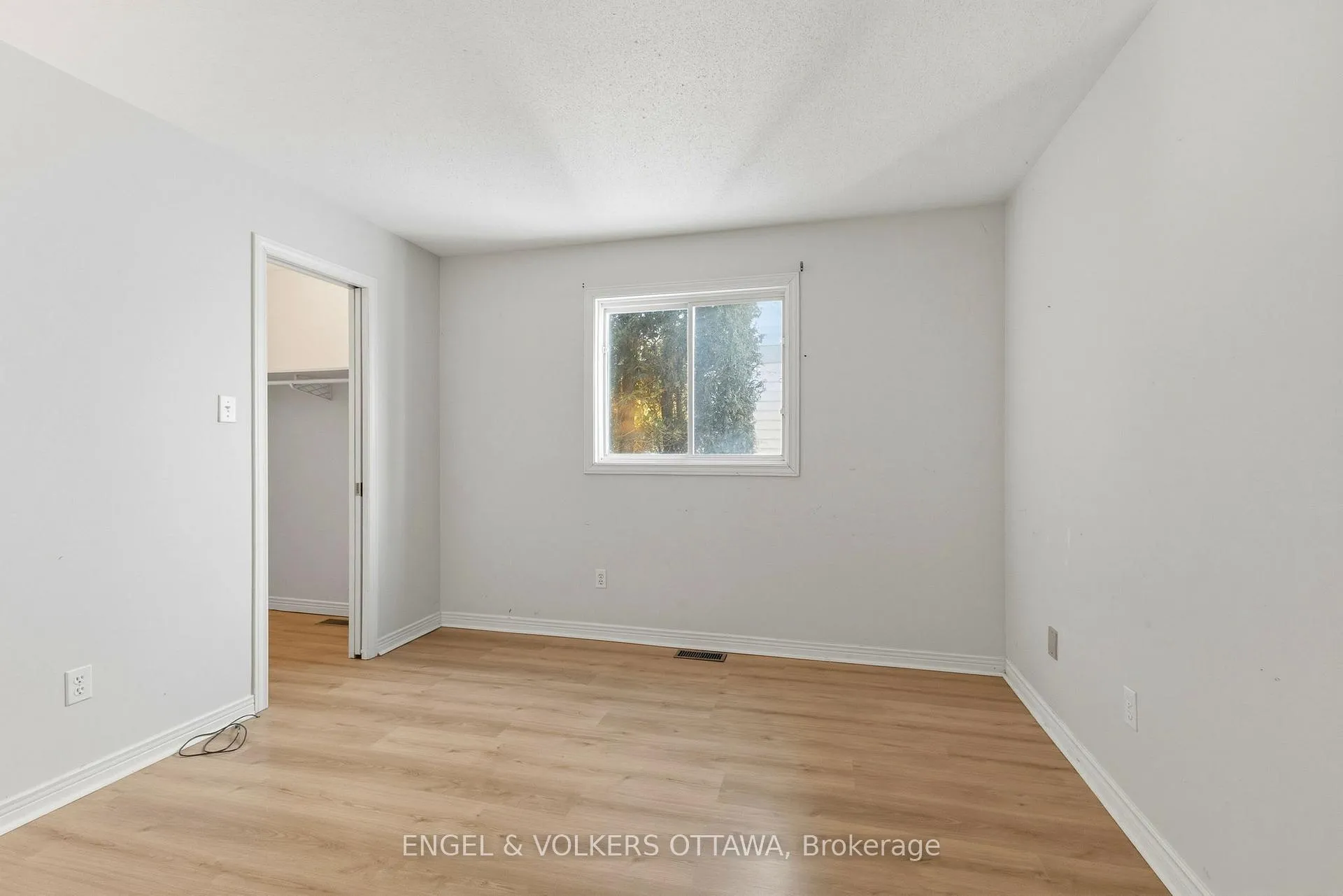 Photo 18 of 18 Steeple Chase Drive, Ottawa, Kanata - Bridlewood — HOMEH