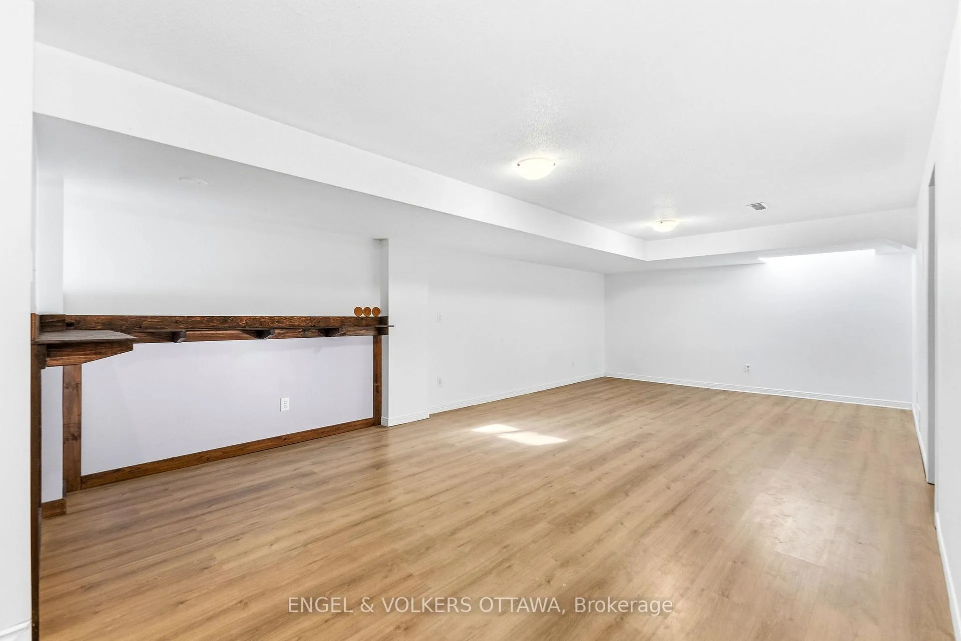 Photo 20 of 18 Steeple Chase Drive, Ottawa, Kanata - Bridlewood — HOMEH