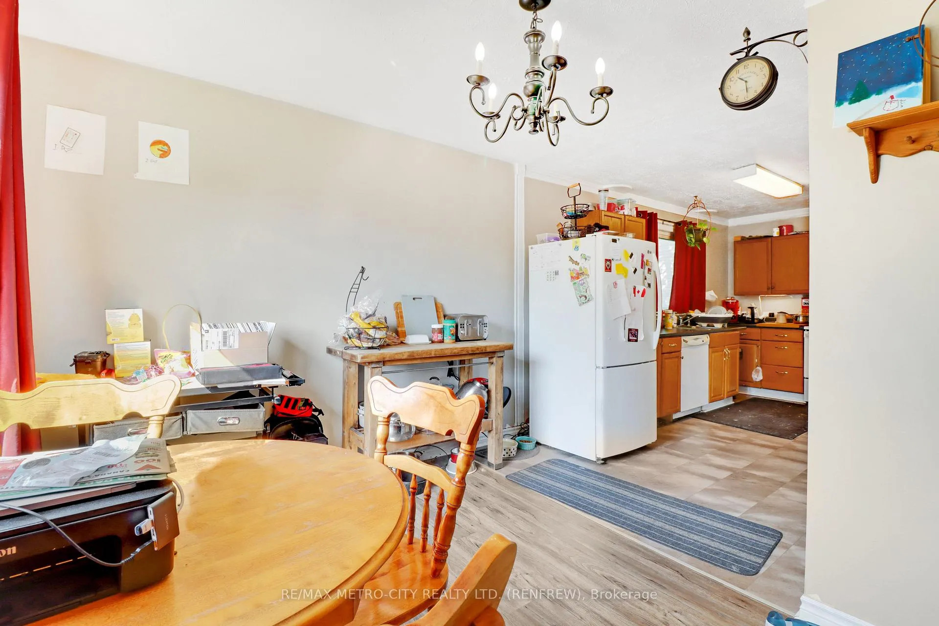 Photo 10 of 362-370 Baldwin Street, Renfrew — HOMEH