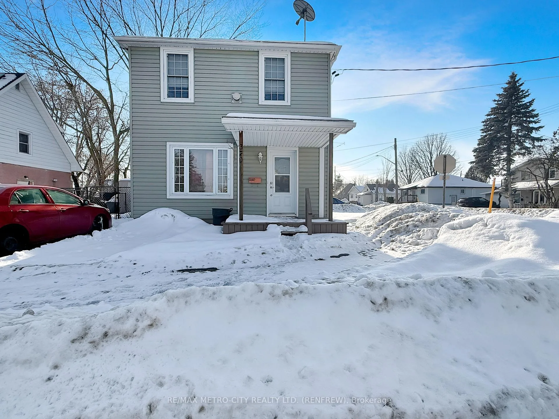 Photo 20 of 362-370 Baldwin Street, Renfrew — HOMEH