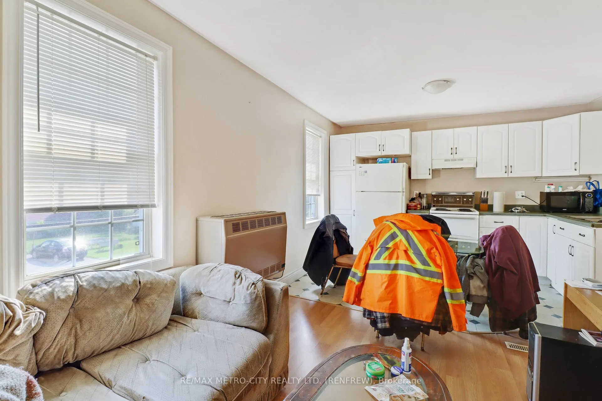 Photo 27 of 362-370 Baldwin Street, Renfrew — HOMEH
