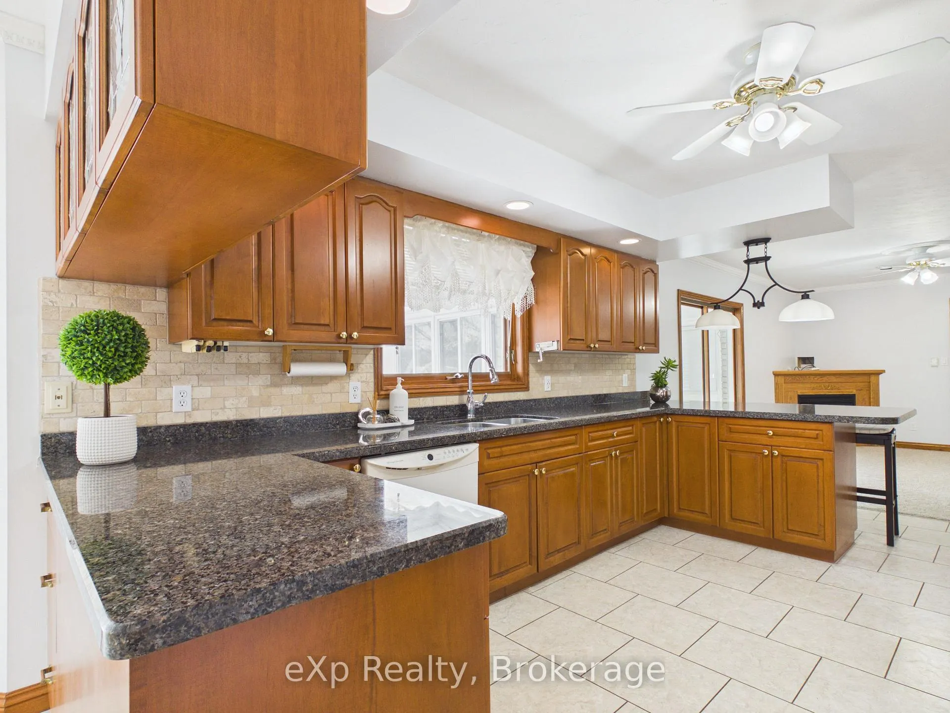 Photo 4 of 222 2nd Avenue, Hanover — HOMEH