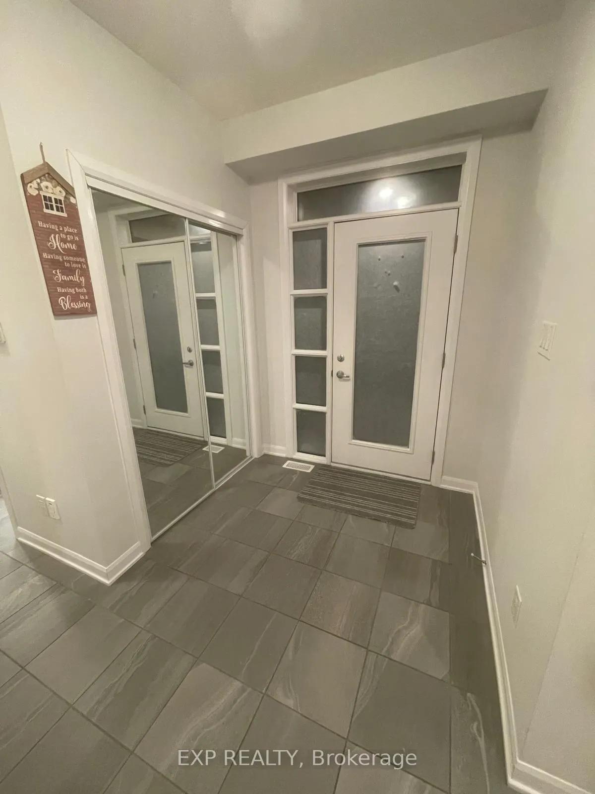 Photo 2 of 1075 Ballyhale Heights, Ottawa, Barrhaven - Half Moon Bay — HOMEH