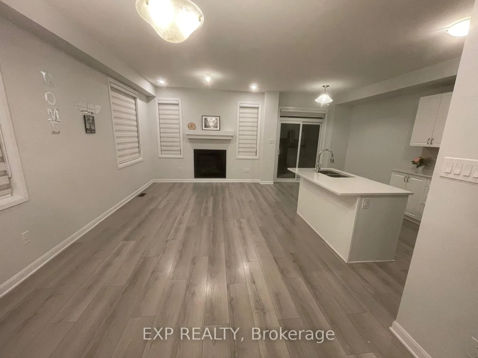 Photo 4 of 1075 Ballyhale Heights, Ottawa, Barrhaven - Half Moon Bay — HOMEH