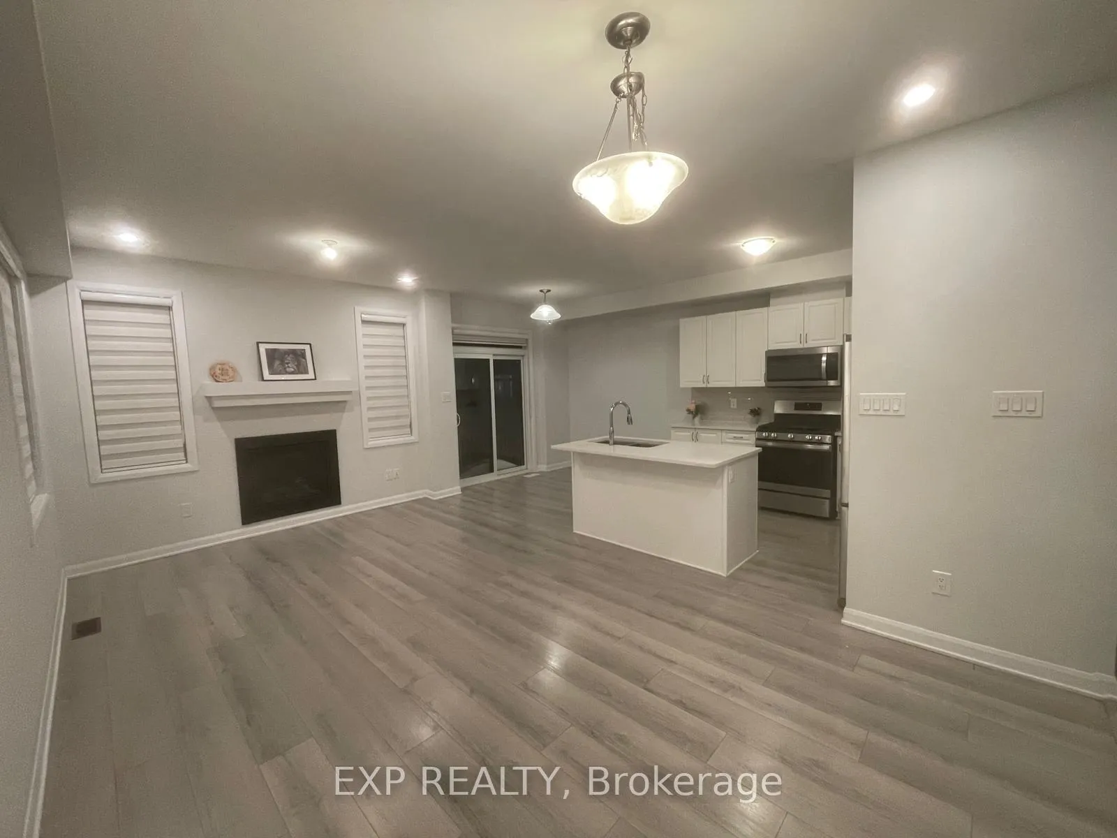 Photo 5 of 1075 Ballyhale Heights, Ottawa, Barrhaven - Half Moon Bay — HOMEH
