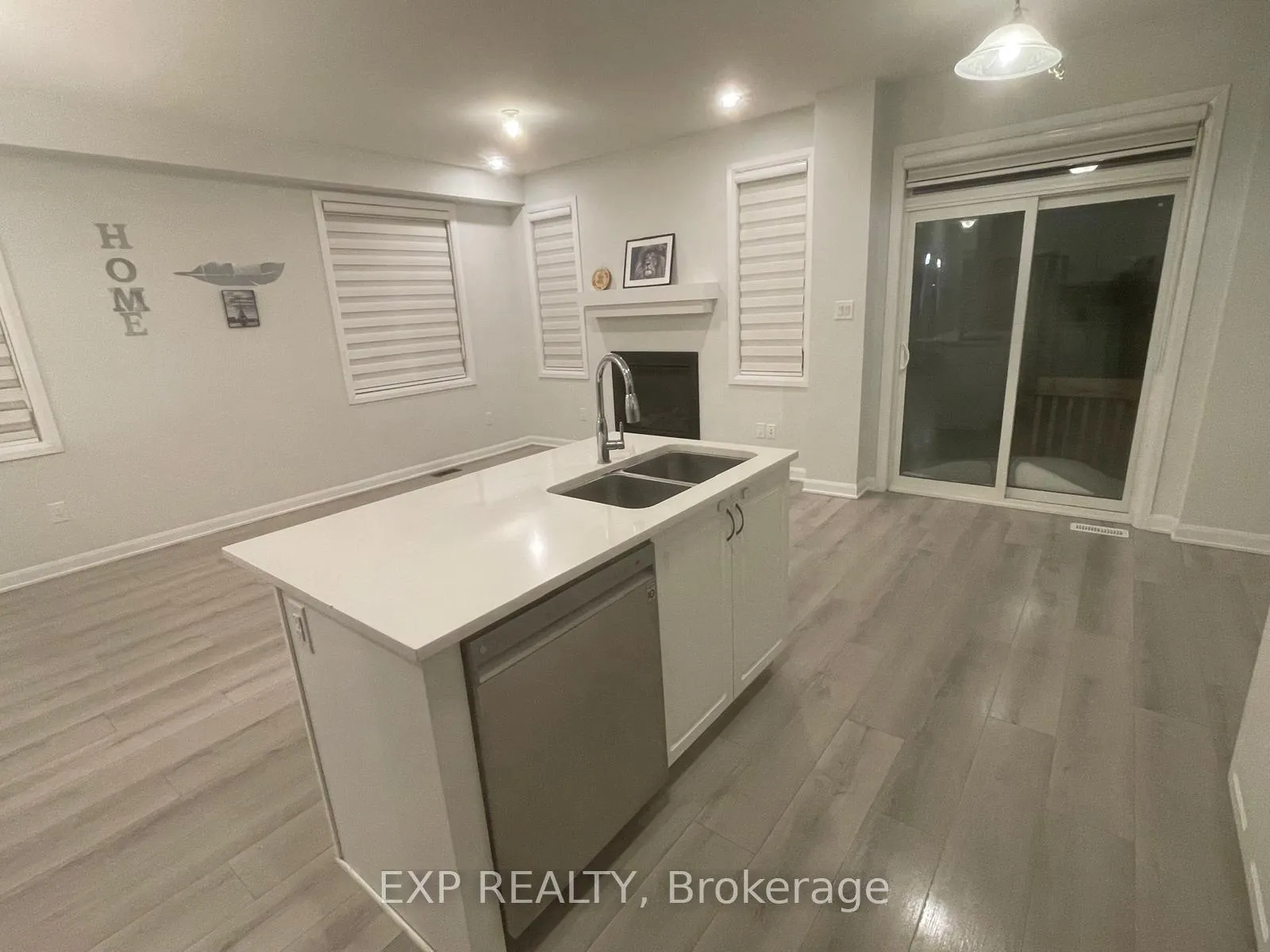 Photo 10 of 1075 Ballyhale Heights, Ottawa, Barrhaven - Half Moon Bay — HOMEH