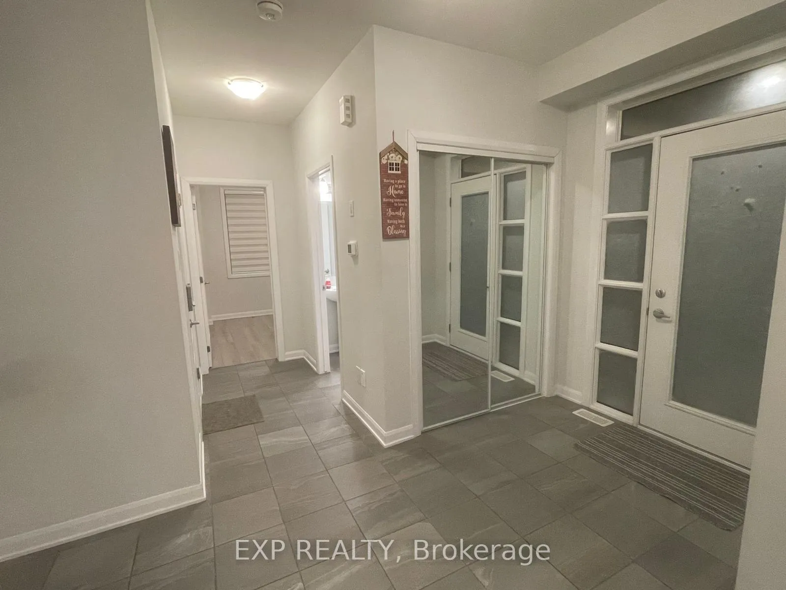 Photo 11 of 1075 Ballyhale Heights, Ottawa, Barrhaven - Half Moon Bay — HOMEH
