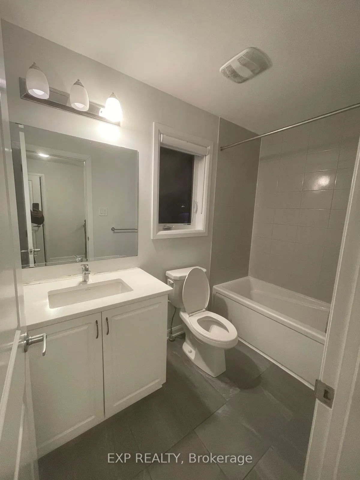 Photo 26 of 1075 Ballyhale Heights, Ottawa, Barrhaven - Half Moon Bay — HOMEH
