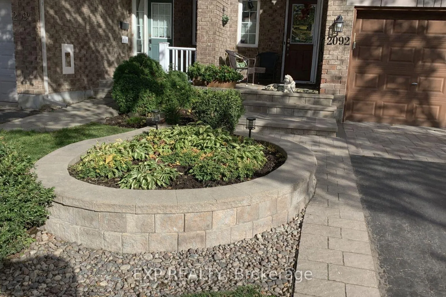 Photo 4 of 2092 Melette Crescent, Ottawa, Avalon East — HOMEH