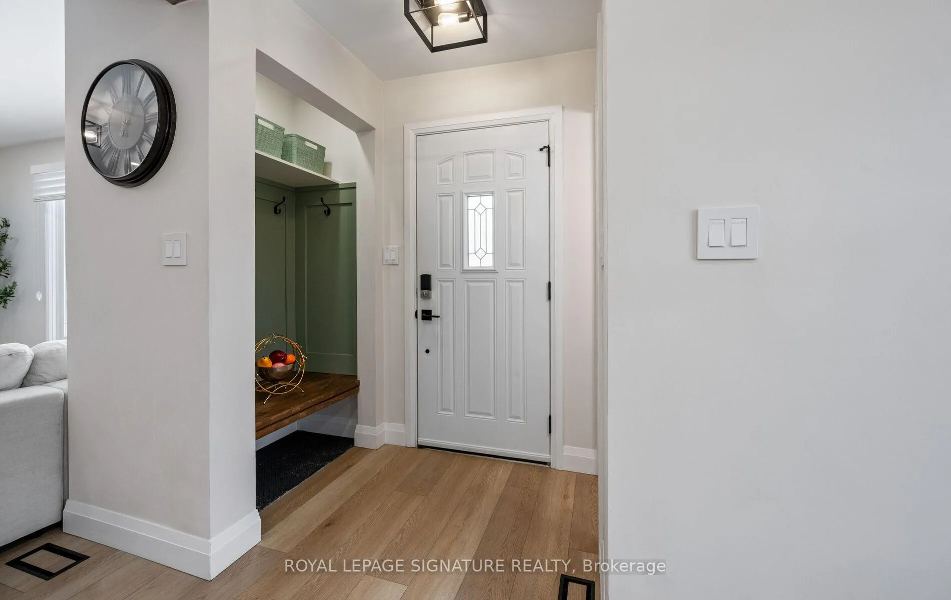 Photo 6 of 357 Rossland Road E, Oshawa, O'Neill — HOMEH