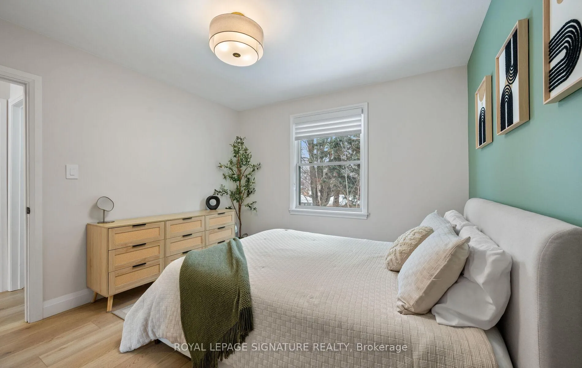 Photo 26 of 357 Rossland Road E, Oshawa, O'Neill — HOMEH
