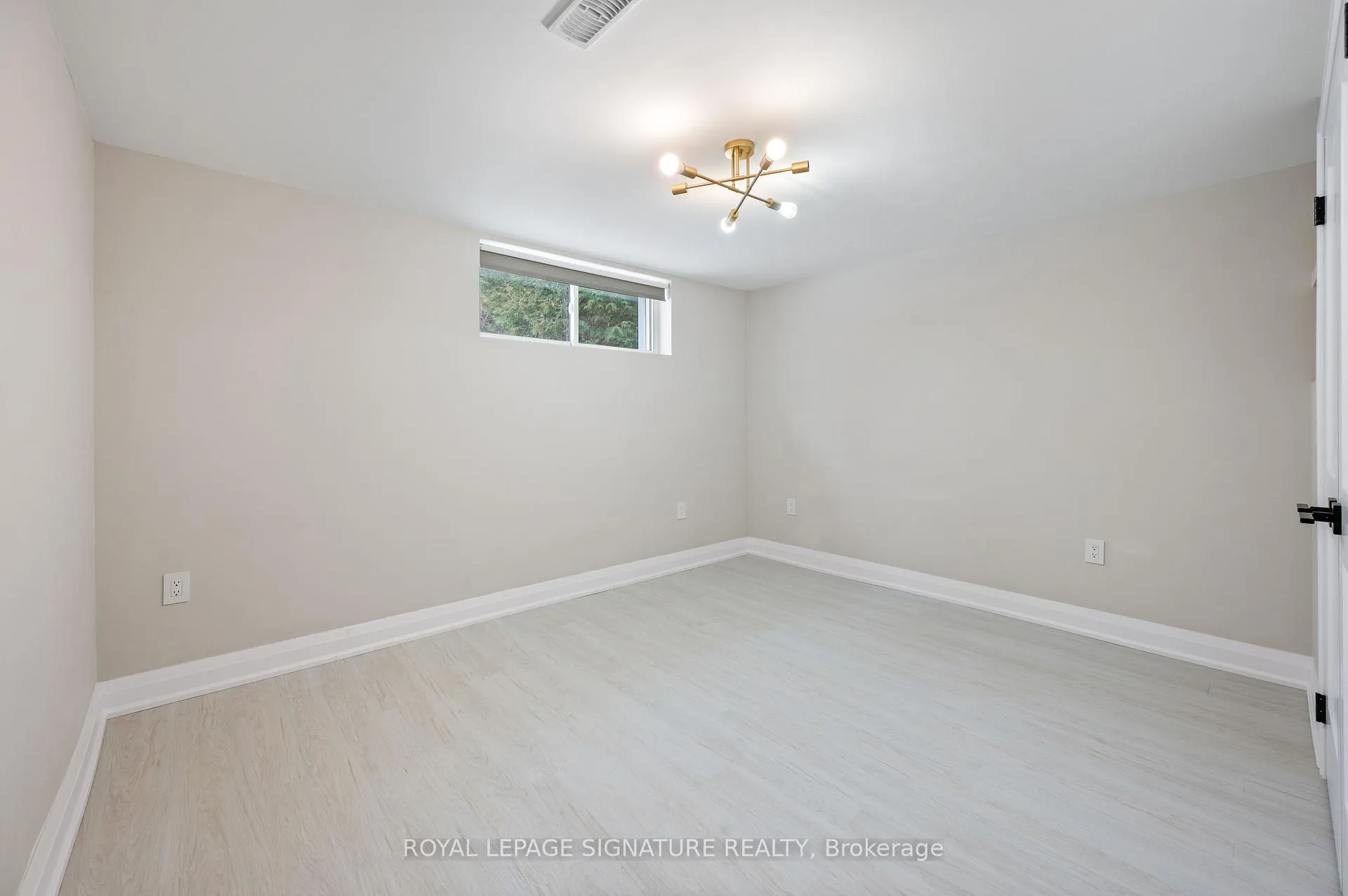Photo 46 of 357 Rossland Road E, Oshawa, O'Neill — HOMEH