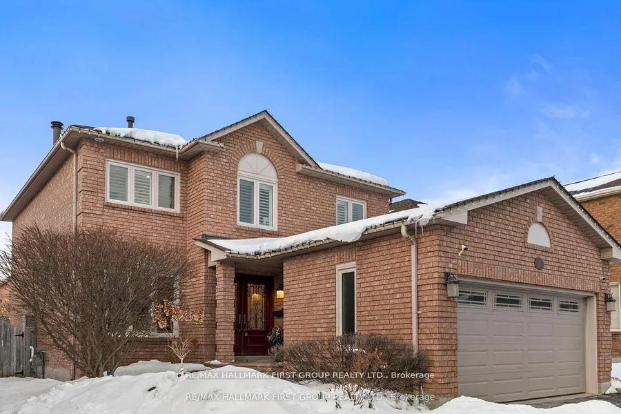 Photo 1 of 4 Winterberry Drive, Whitby, Rolling Acres — HOMEH