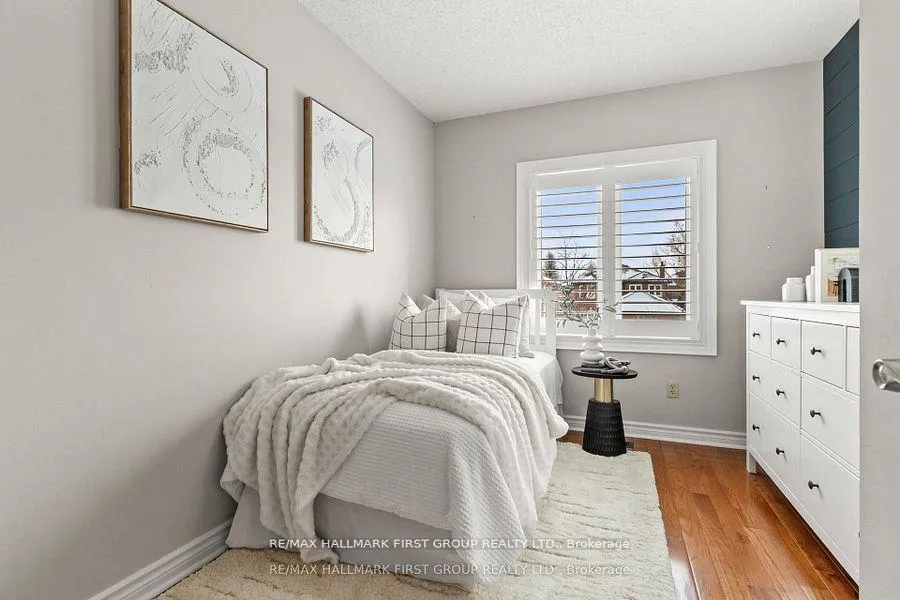 Photo 27 of 4 Winterberry Drive, Whitby, Rolling Acres — HOMEH