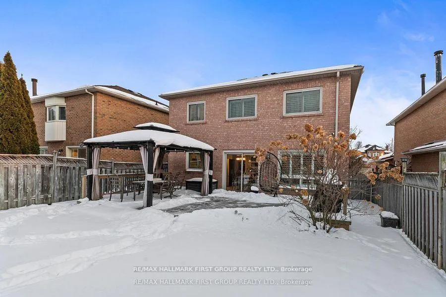 Photo 47 of 4 Winterberry Drive, Whitby, Rolling Acres — HOMEH