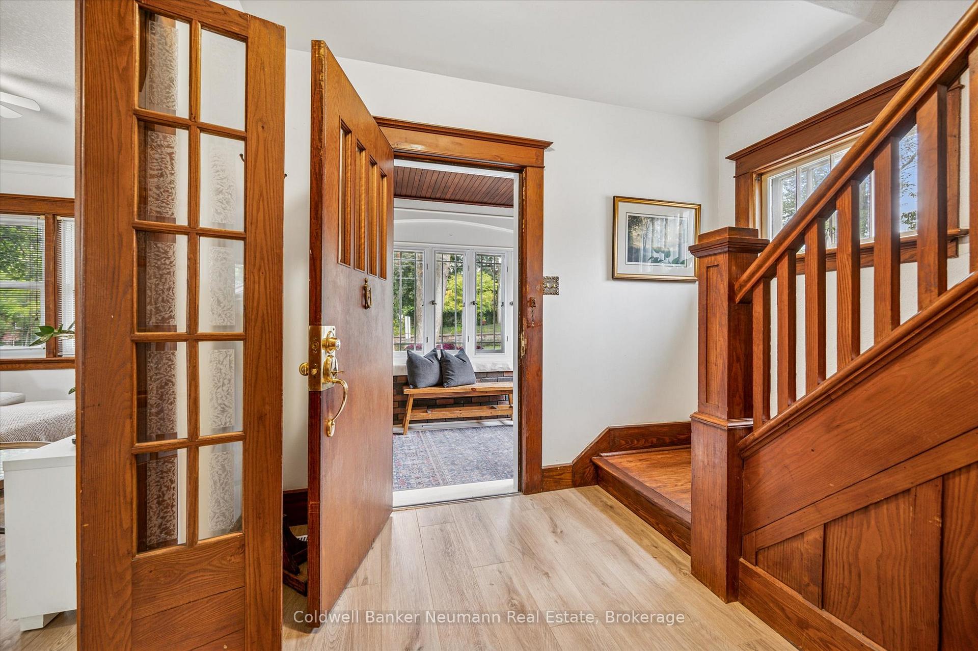 Photo 3 of 39 Agnes Street, Kitchener — HOMEH