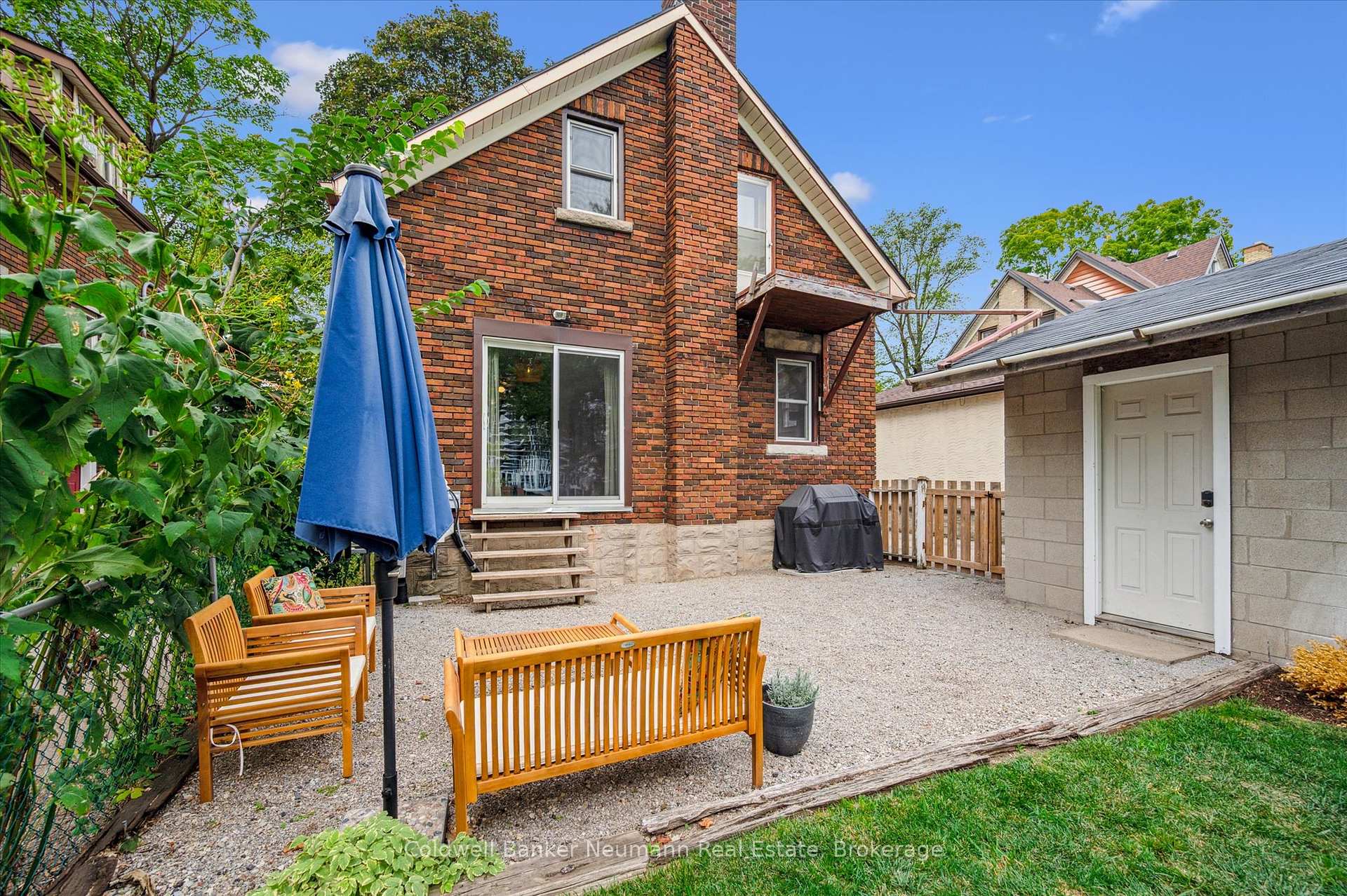 Photo 19 of 39 Agnes Street, Kitchener — HOMEH
