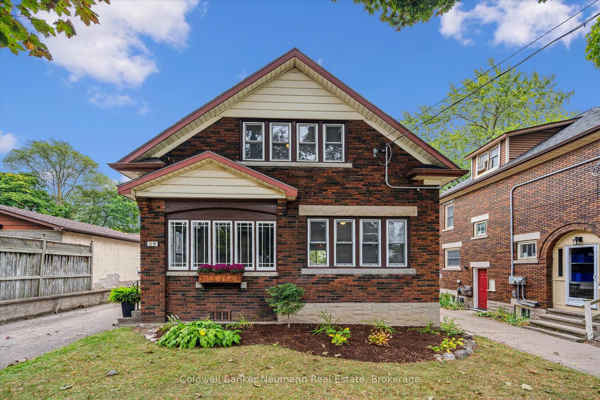 Photo 20 of 39 Agnes Street, Kitchener — HOMEH