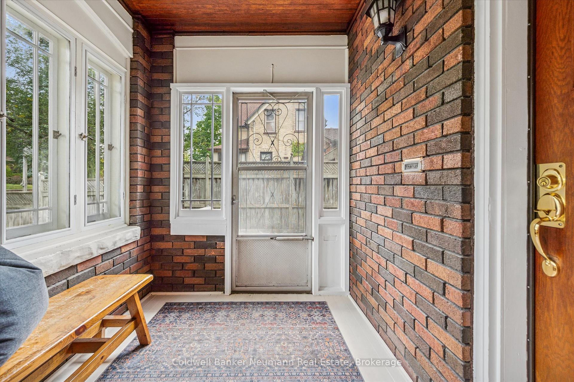 Photo 23 of 39 Agnes Street, Kitchener — HOMEH