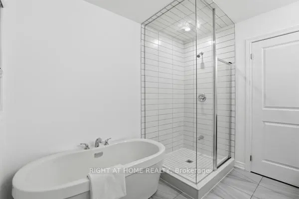 Photo 47 of 1366 Farmstead Drive, Milton, Ford — HOMEH