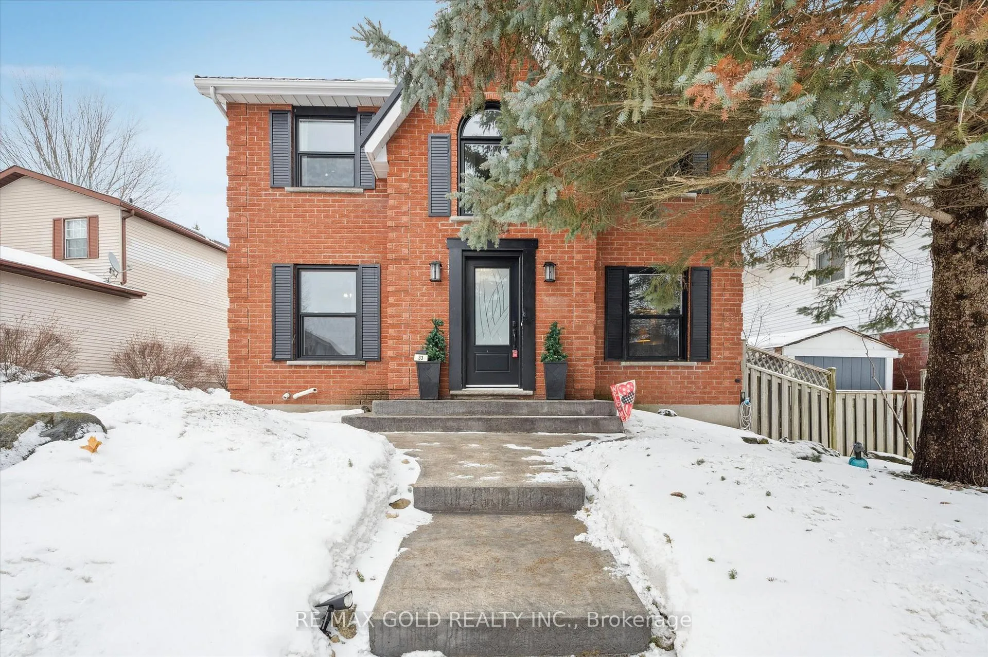 Photo 3 of 33 Chesterton Lane, Guelph, Grange Road — HOMEH