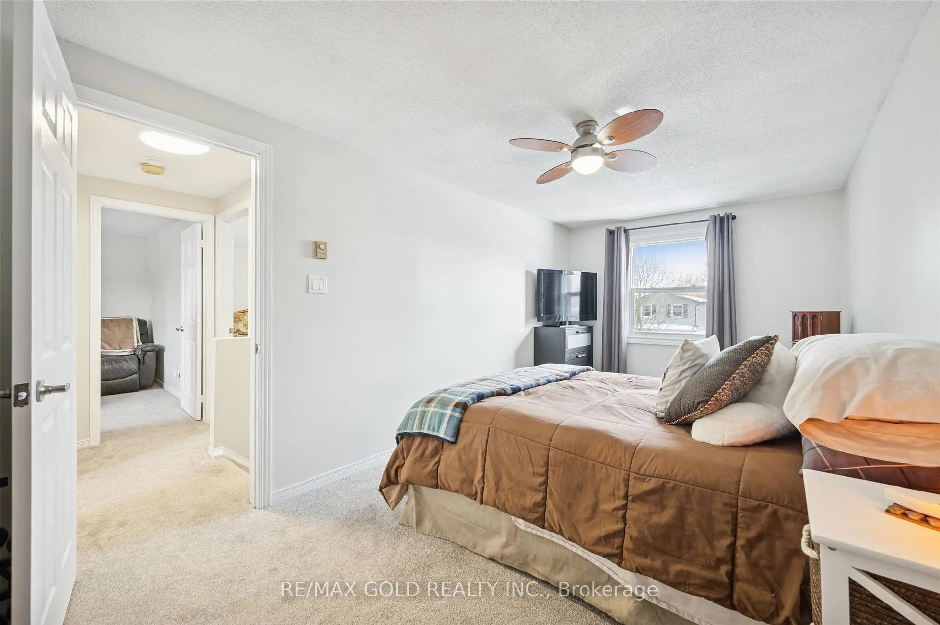 Photo 21 of 33 Chesterton Lane, Guelph, Grange Road — HOMEH