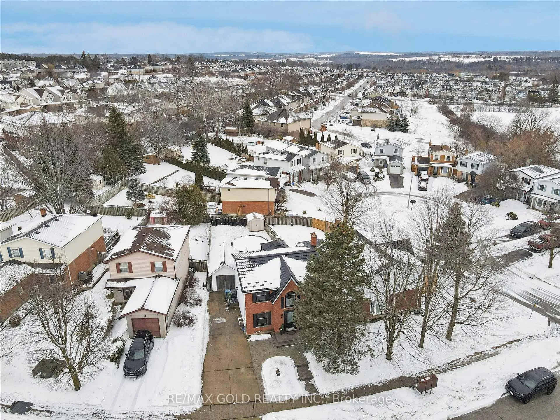 Photo 38 of 33 Chesterton Lane, Guelph, Grange Road — HOMEH