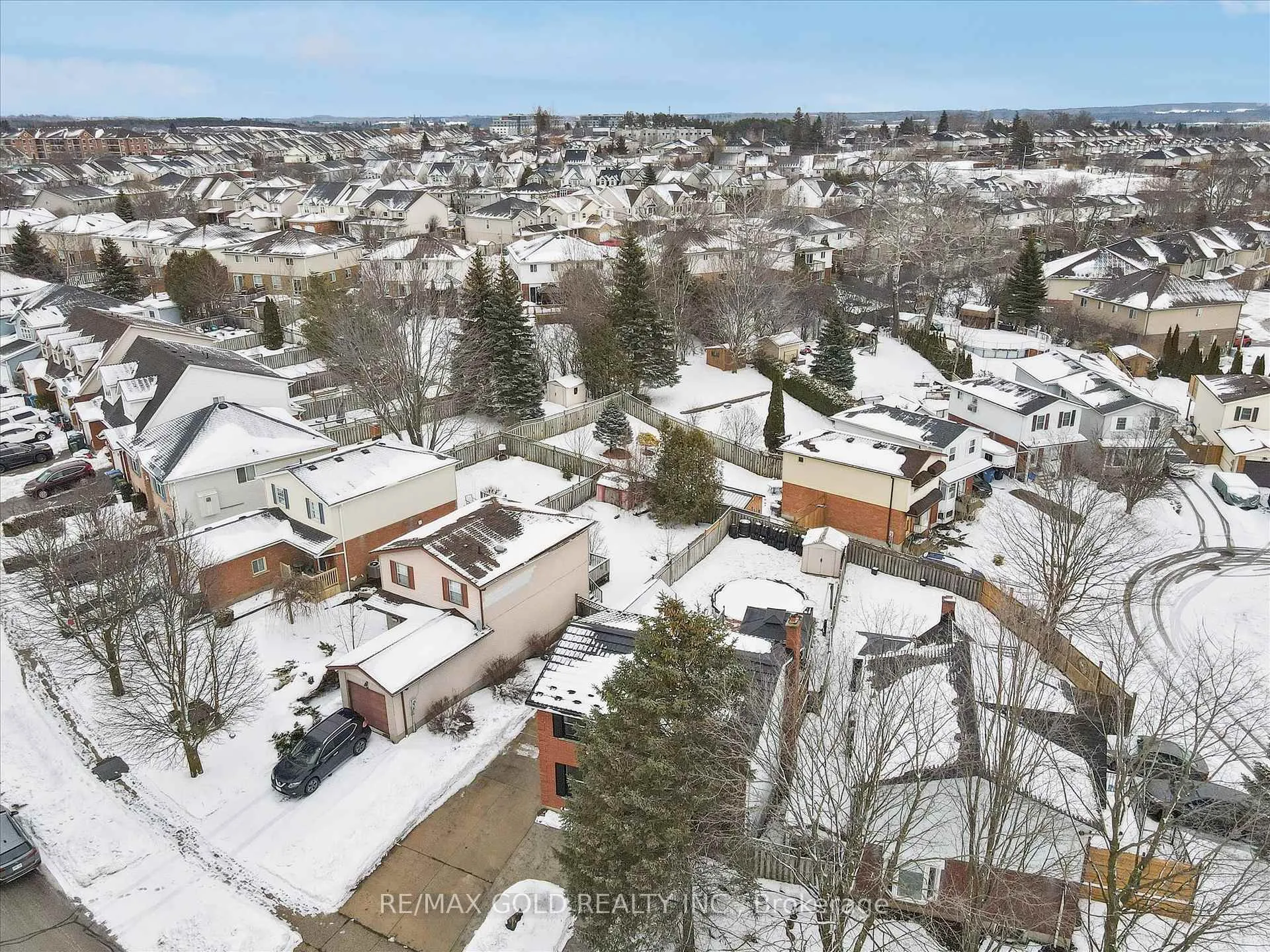 Photo 39 of 33 Chesterton Lane, Guelph, Grange Road — HOMEH