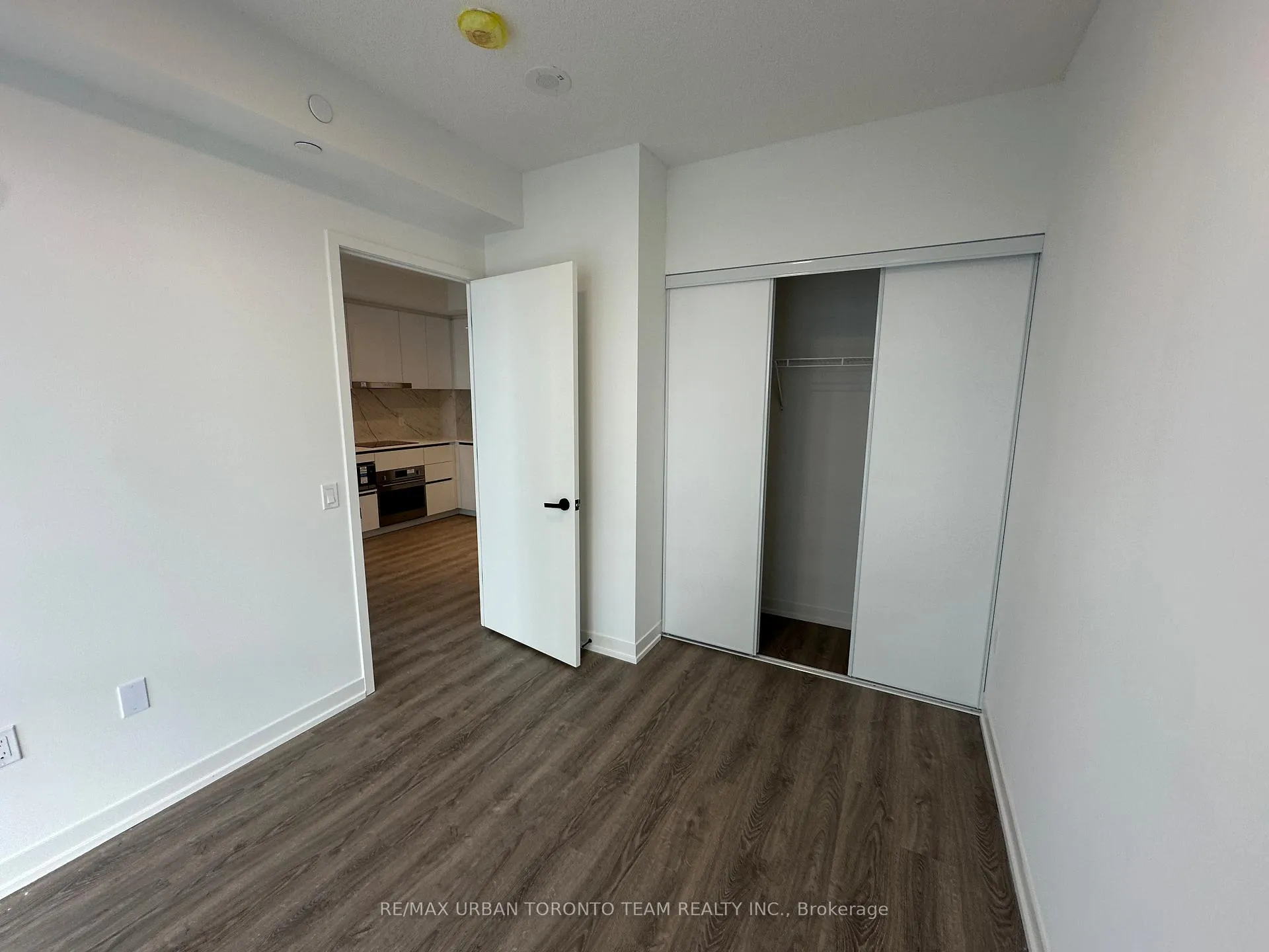 Photo 17 of Unit 4215, 8 Interchange Way, Vaughan, Vaughan Corporate Centre — HOMEH
