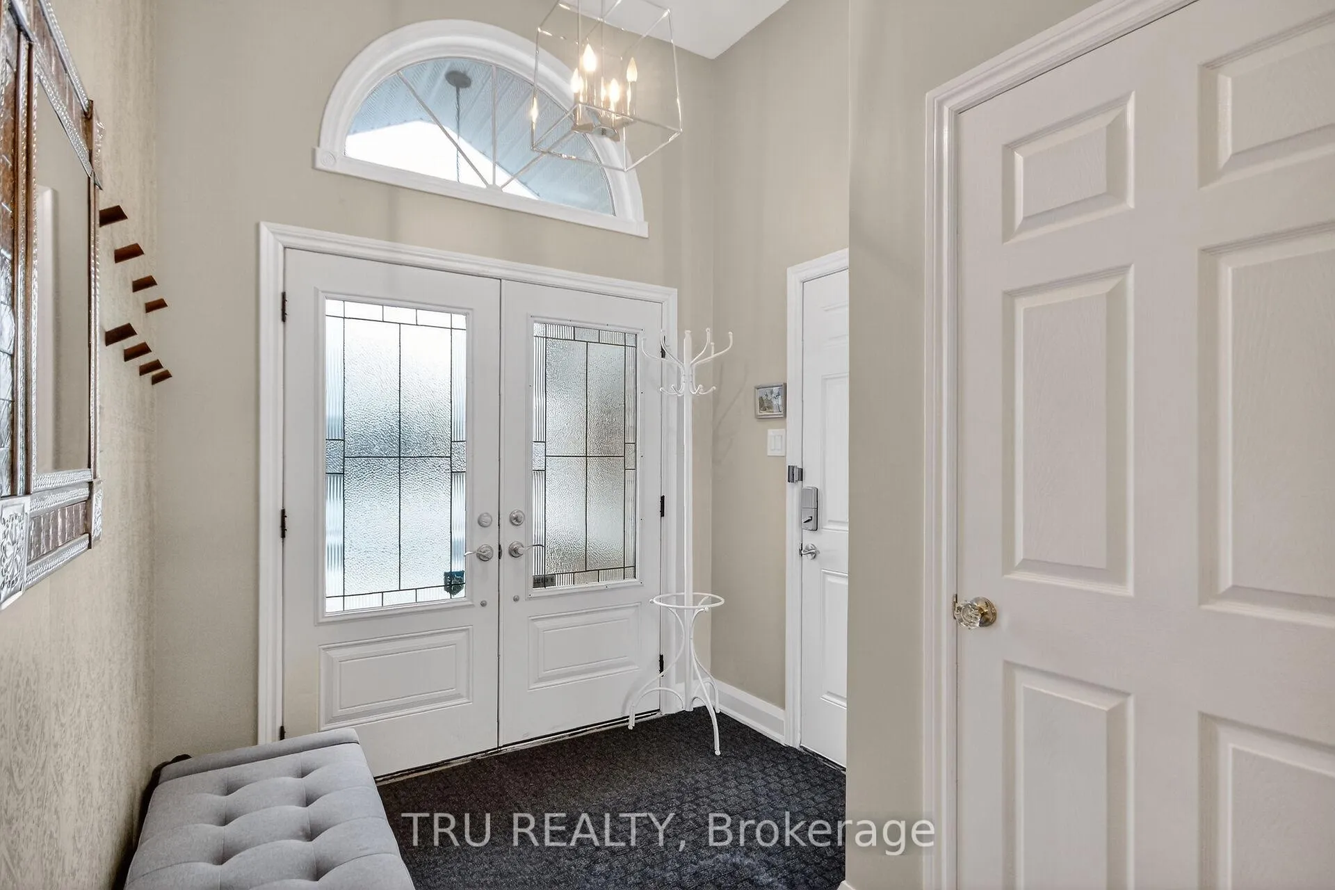 Photo 2 of 590 Anjana Circle, Ottawa, Barrhaven - Cedargrove/Fraserdale — HOMEH
