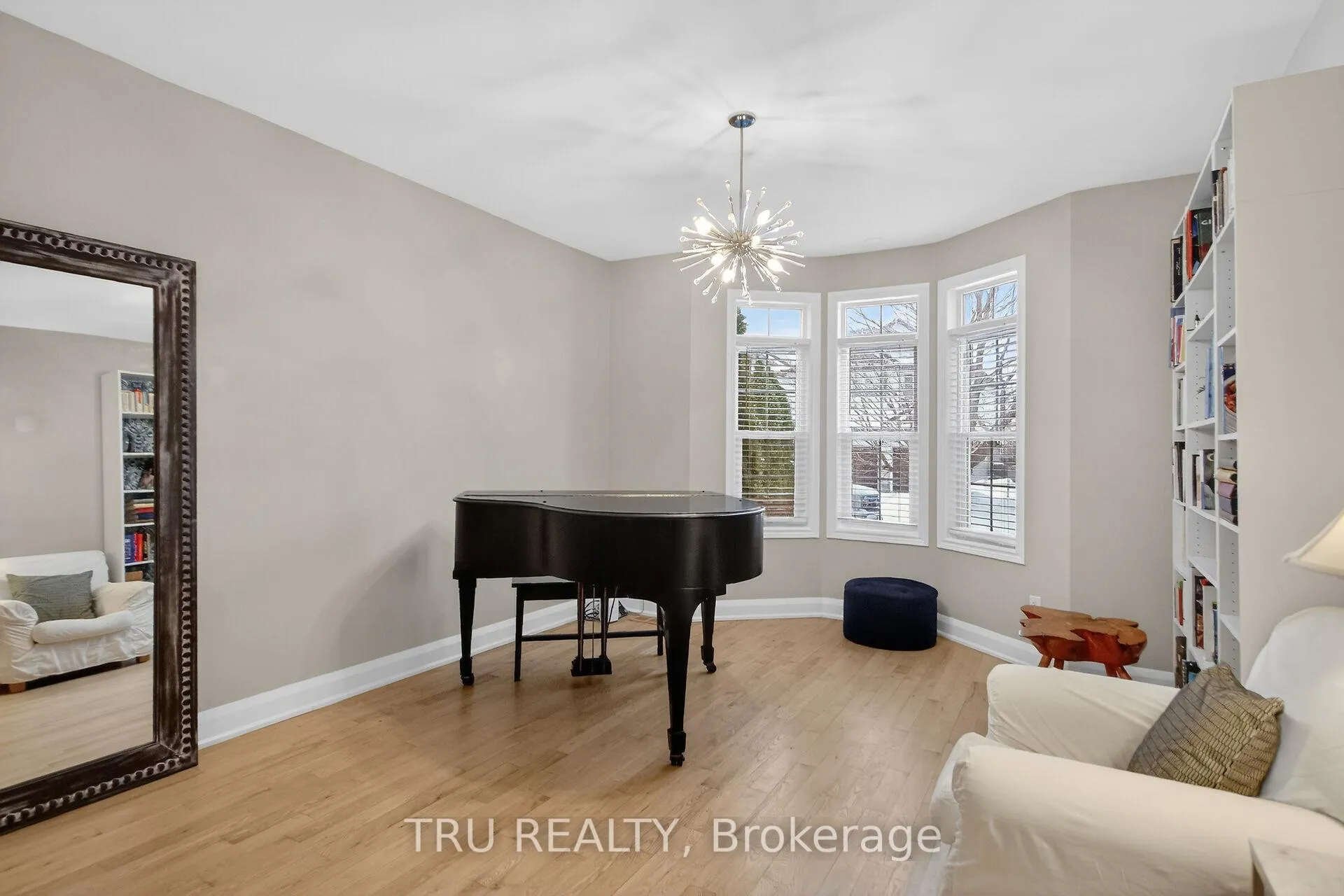 Photo 6 of 590 Anjana Circle, Ottawa, Barrhaven - Cedargrove/Fraserdale — HOMEH