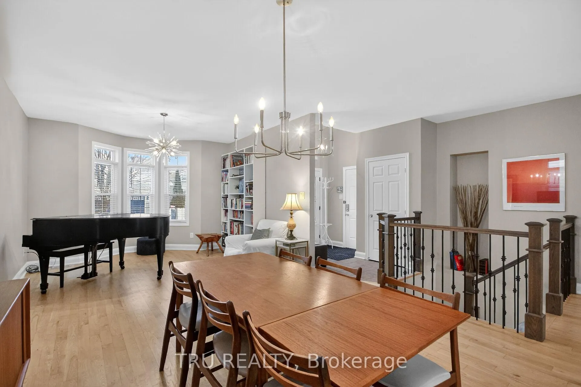 Photo 10 of 590 Anjana Circle, Ottawa, Barrhaven - Cedargrove/Fraserdale — HOMEH