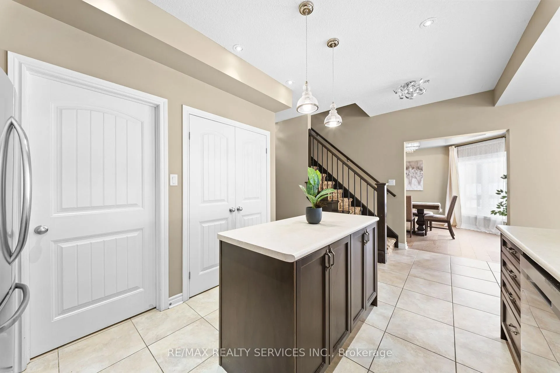 Photo 18 of 906 Audrey Place, Kitchener — HOMEH